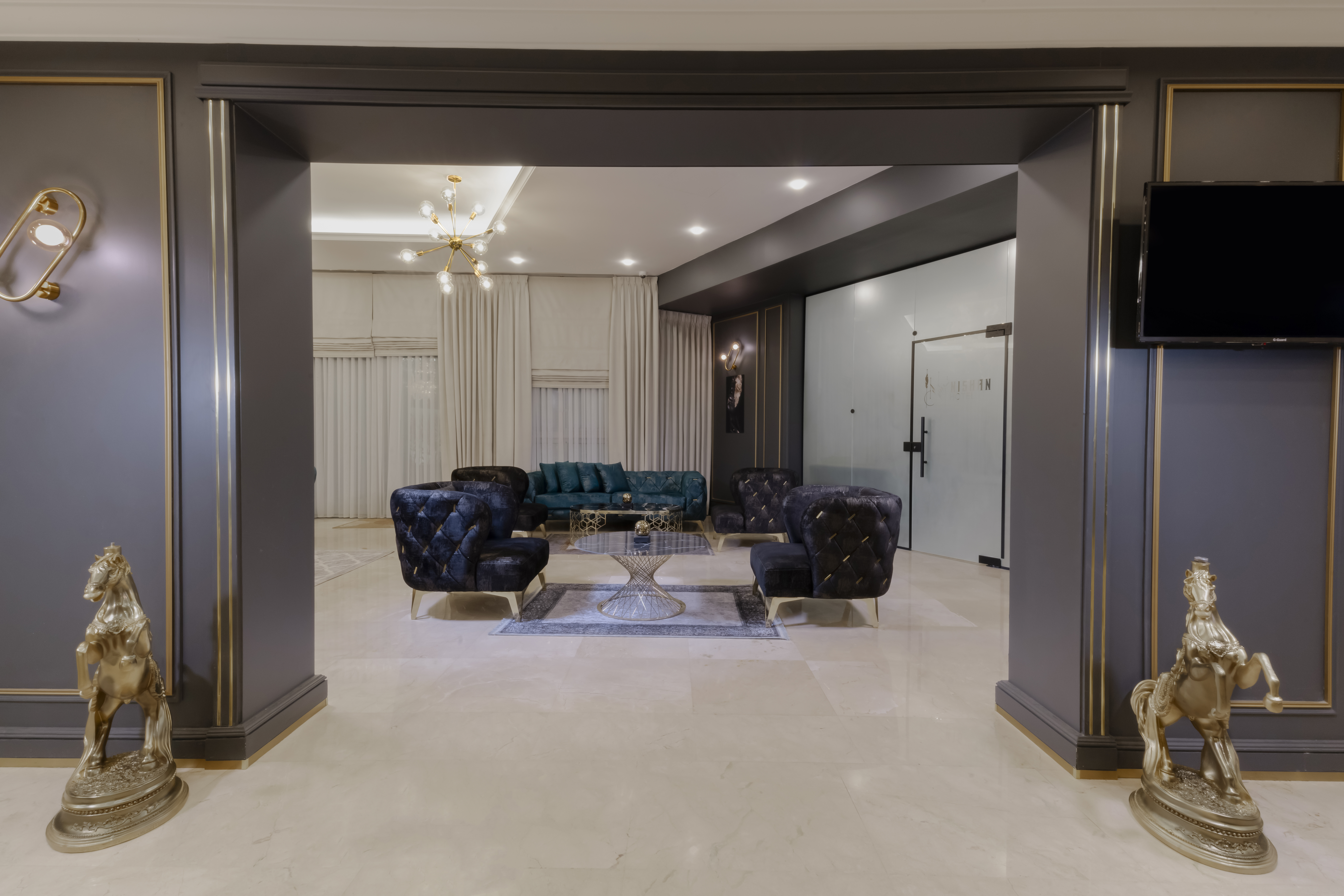Lobby & reception