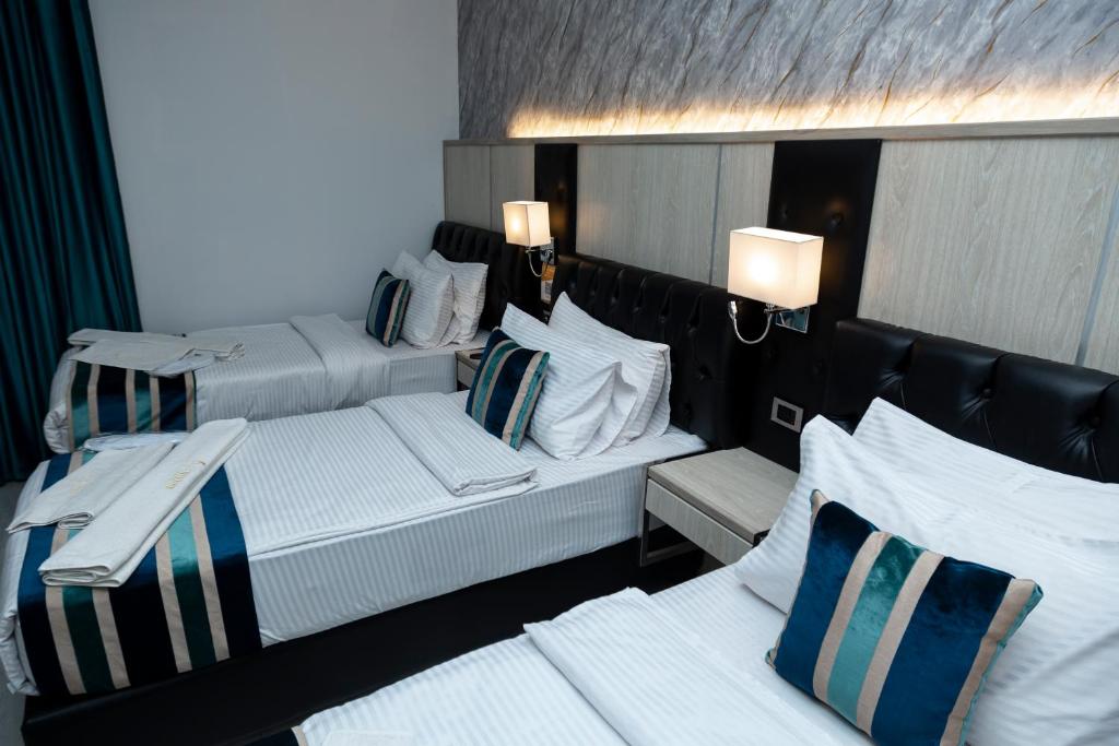 Deluxe Triple Room — photo 5