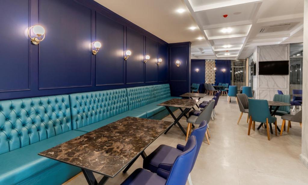 Nishan Hotel restaurant 2