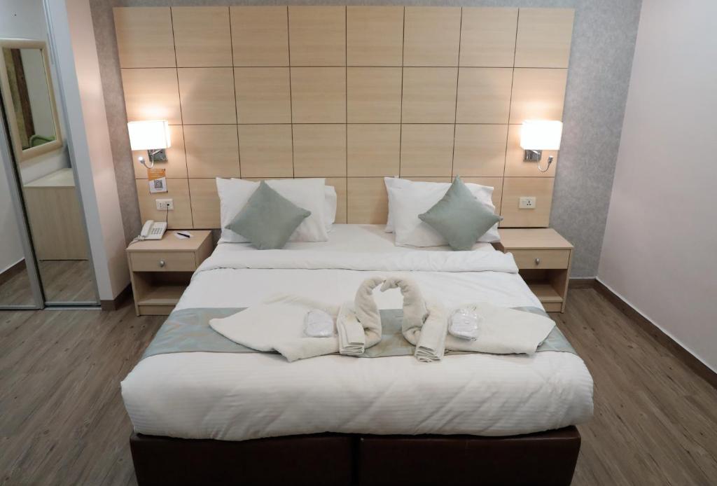Standard Double Room — photo 4