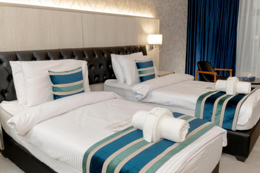 Deluxe Double Room — Street View — photo 4