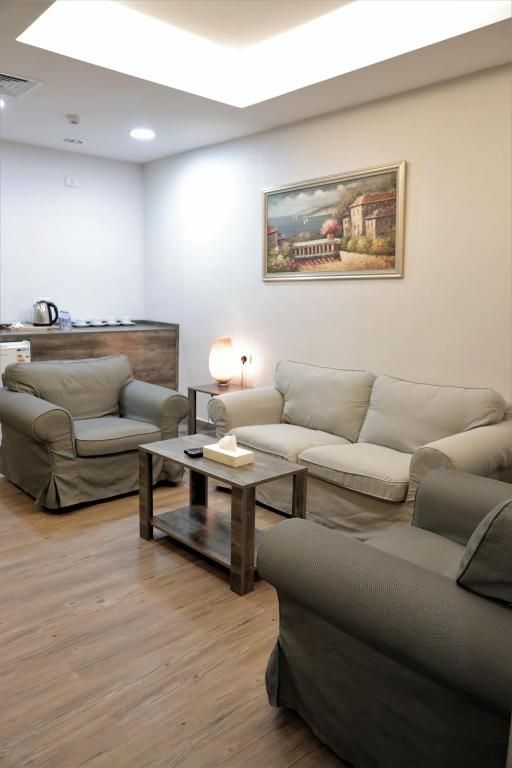 Two-Bedroom Suite