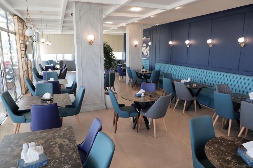 Nishan Hotel restaurant 7