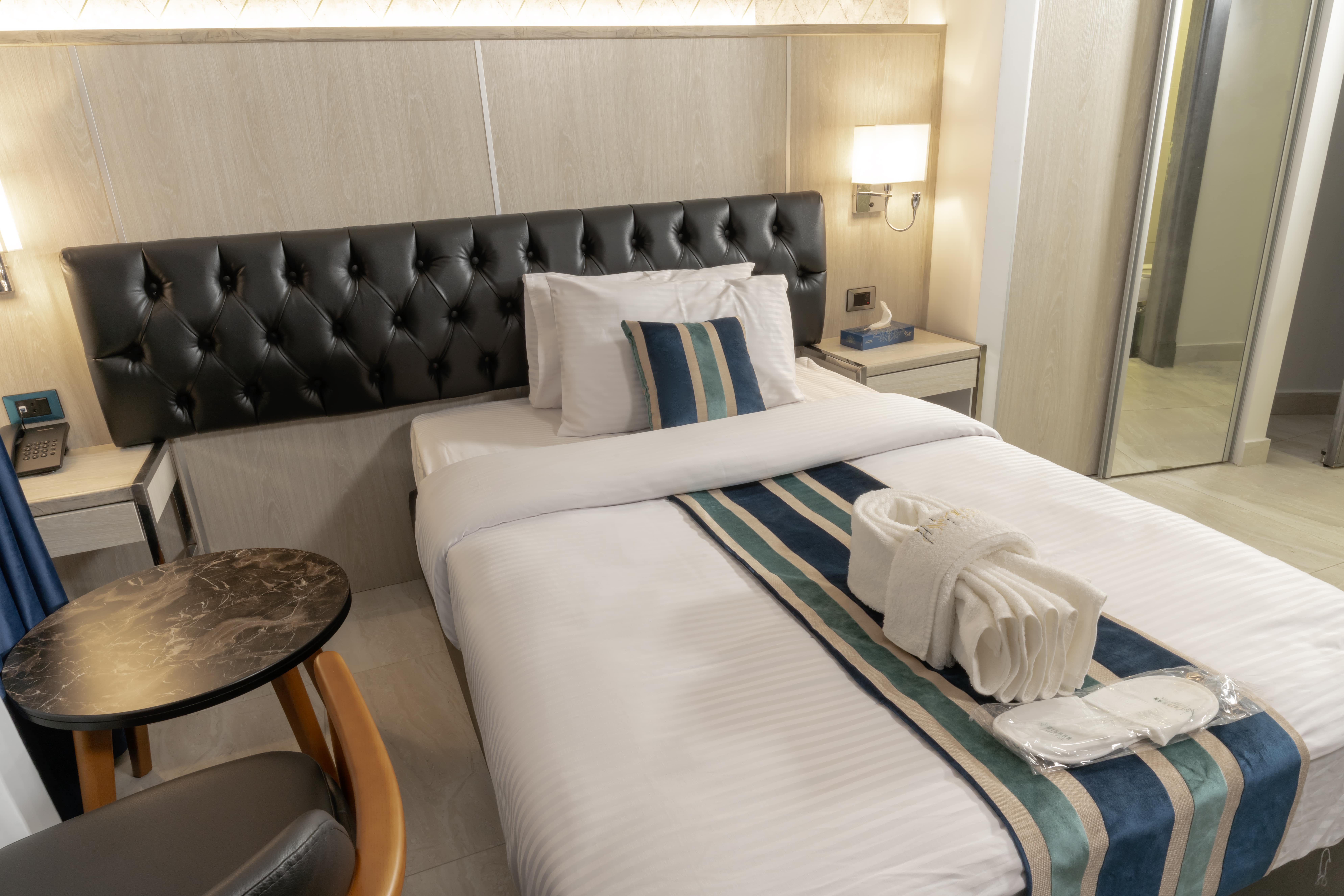 Deluxe Single Room — Street View — photo 2
